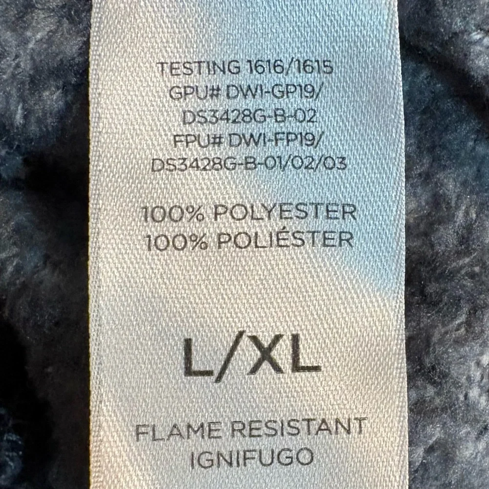 Danskin, Girl’s Gray Glitter Star Robe, Size XL